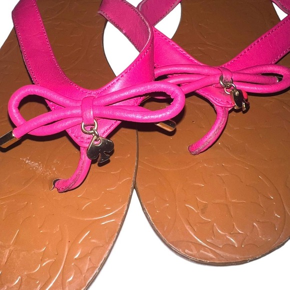 Kate Spade Leather Thong Sandals in Hot Pink with Spade Charm - Size 9.5 - Picture 2 of 9